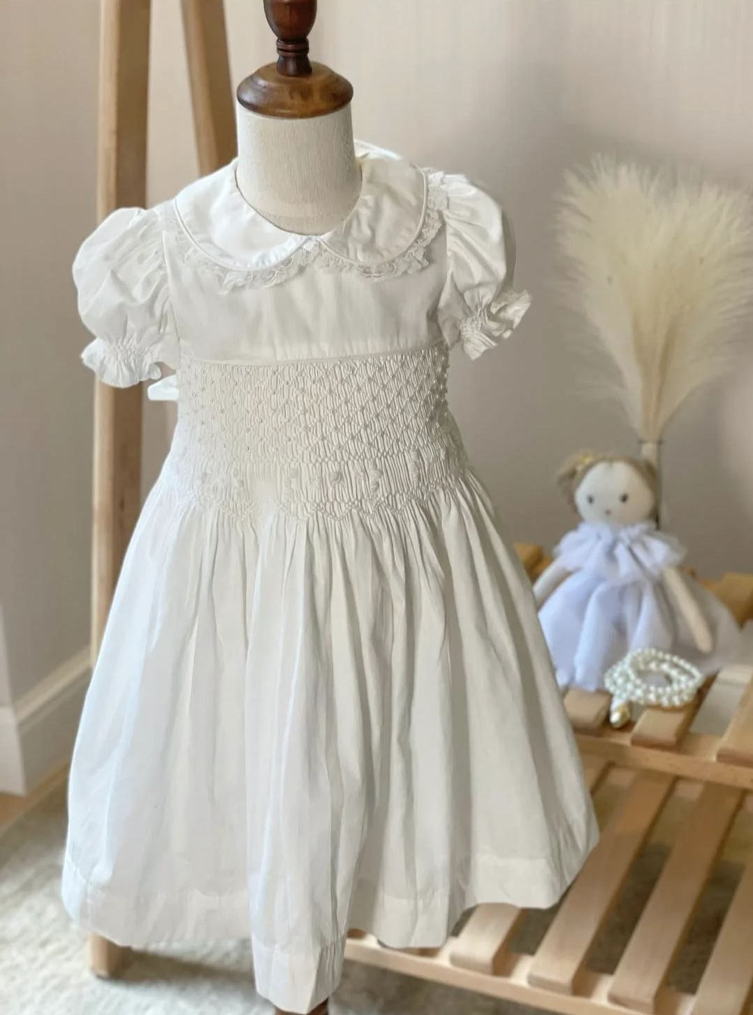 Robe d'été blanche smockée pou - Photography Vintage Style avis et prix
